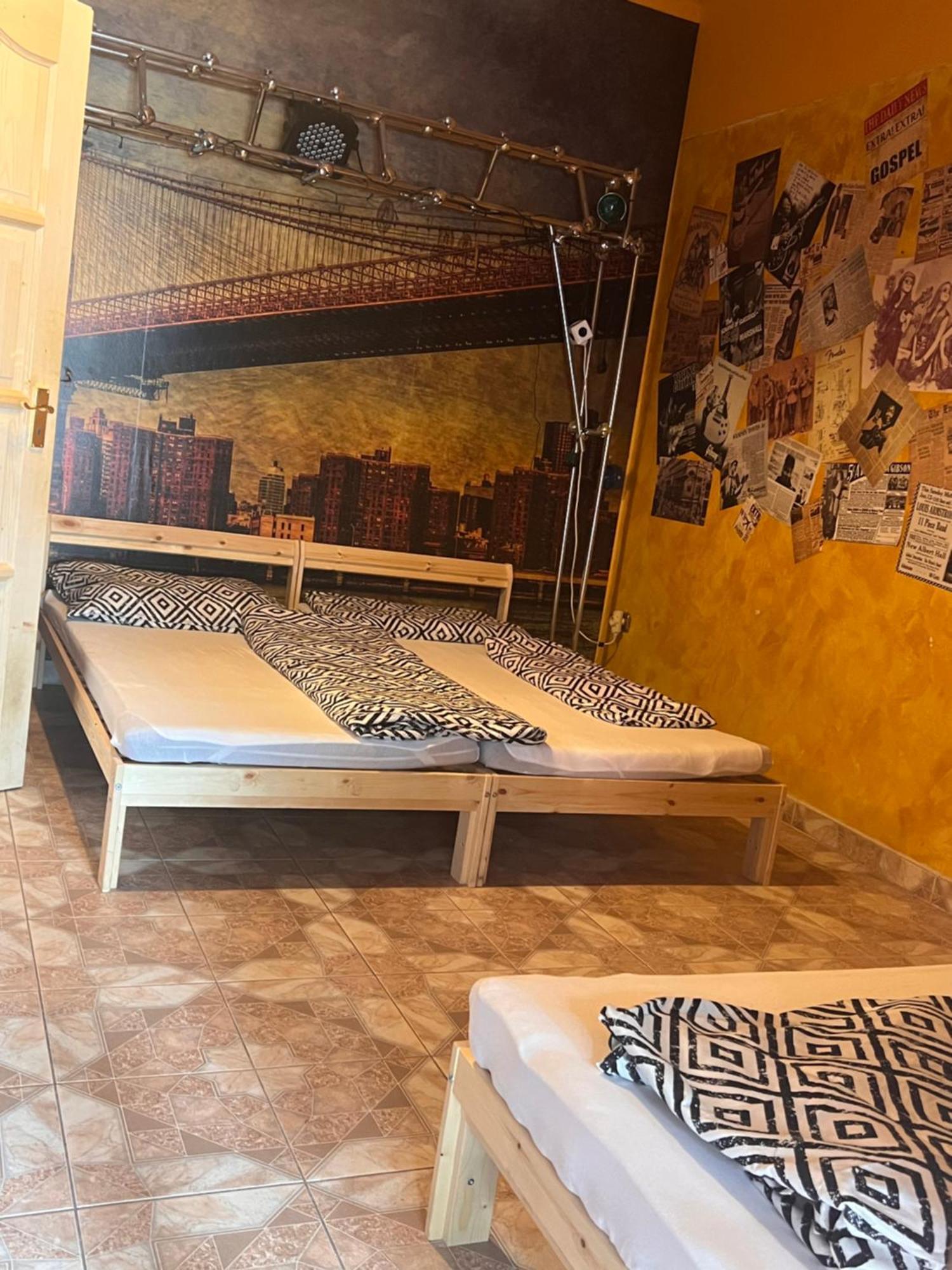 Bianka Hostel & Car Rent Budapest Exterior foto